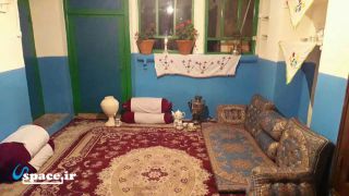نمای داخل اقامتگاه بوم گردی حاج بابا - چناران- روستای بقمچ